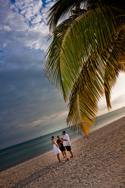 Couple eloping on the beach in Key West.