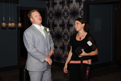 Talking with photographer before the wedding